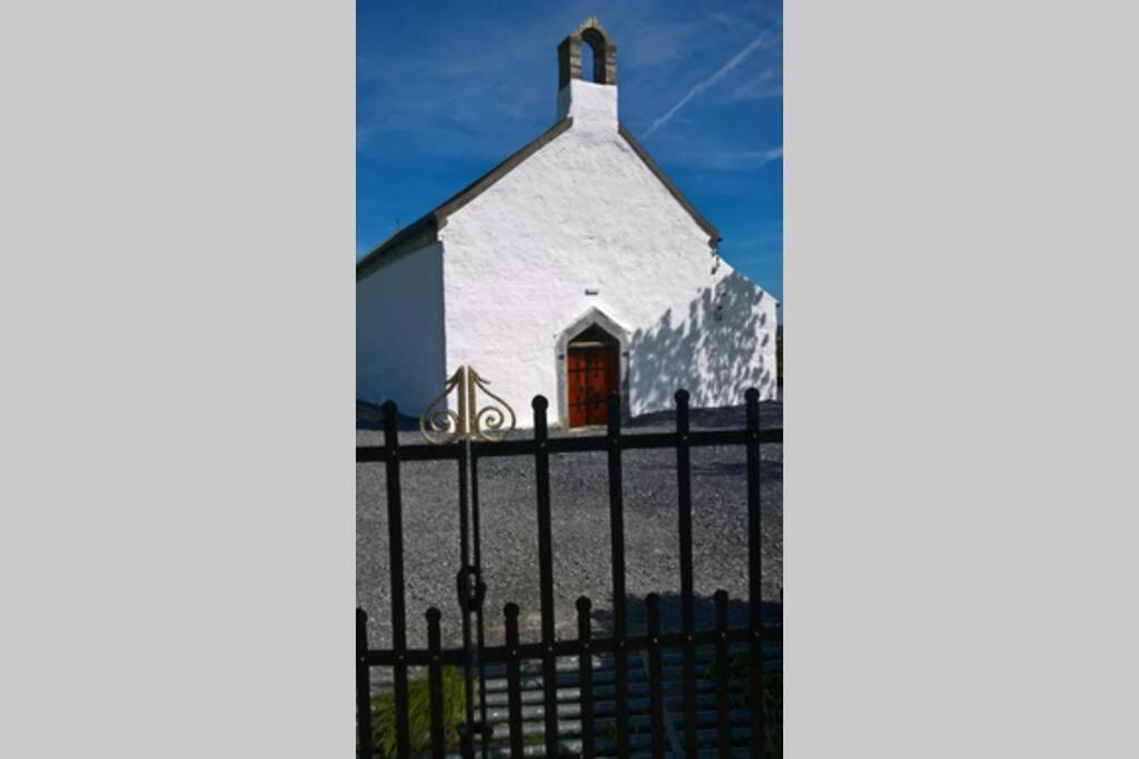 Tubber The Burren Art Gallery Built In 1798 빌라 외부 사진